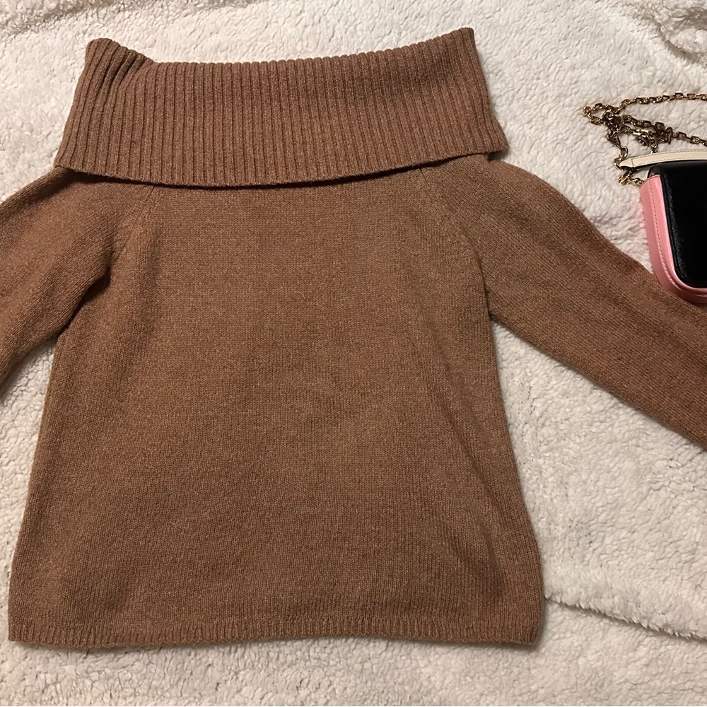 Old Navy Off-the-Shoulder Foldover Sweater - Camel Brown